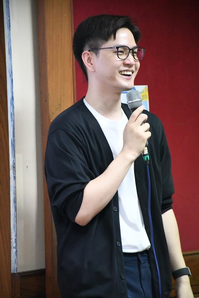 ครูพี่เบนซ์ ผู้สอนคณิตศาสตร์ JS TUTOR
